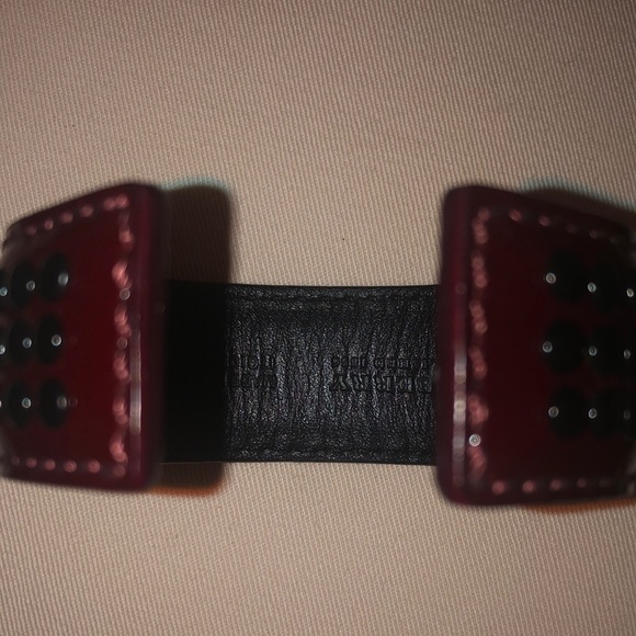 Stunning Burberry bracelet - Picture 5 of 6